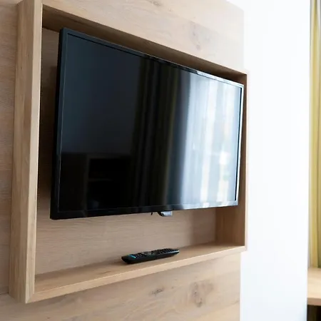 Konukevi Benz Garni Schwetzingen