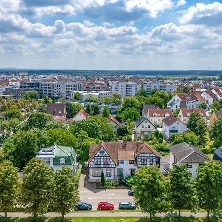 Konukevi Benz Garni Schwetzingen